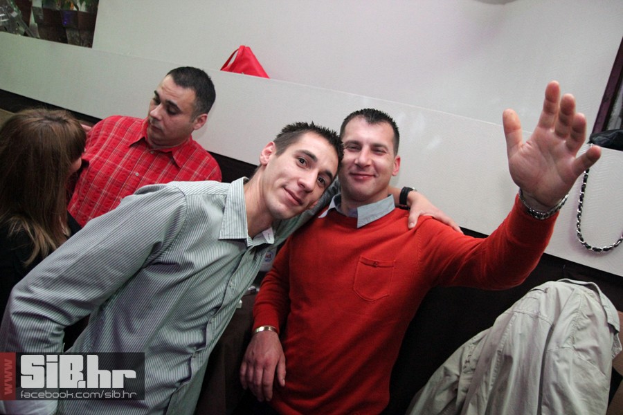 novagtrgkinolumiermediumlotus58 novagtrgkinolumiermediumlotus58