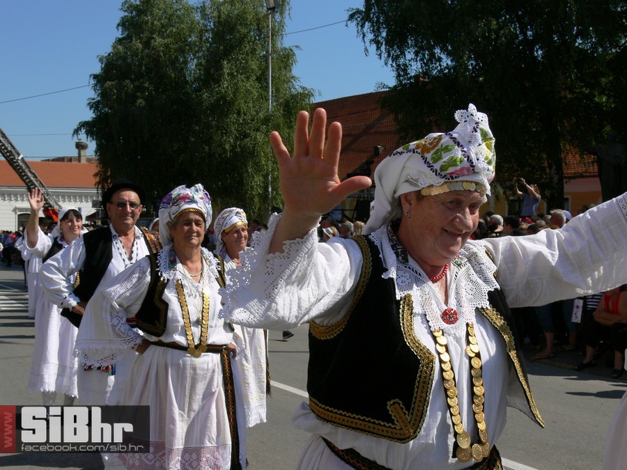49djakovacki_vezovi_103