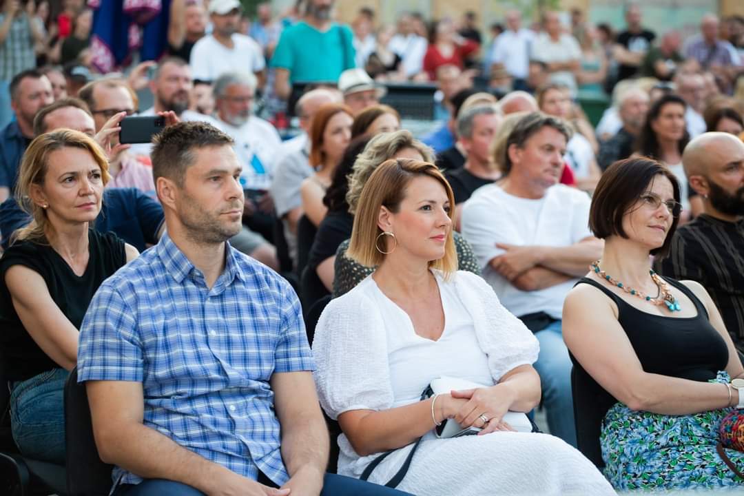 Vlatko Stefanovski trio u Osijeku Vlatko Stefanovski trio u Osijeku