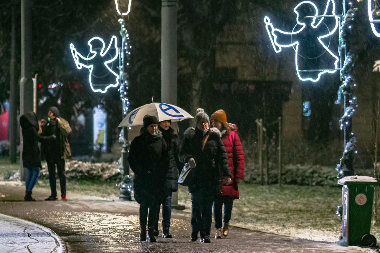 Prvi snijeg zabijelio Osijek Prvi snijeg zabijelio Osijek