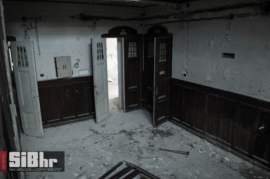 vila_batory_SiBhr_11