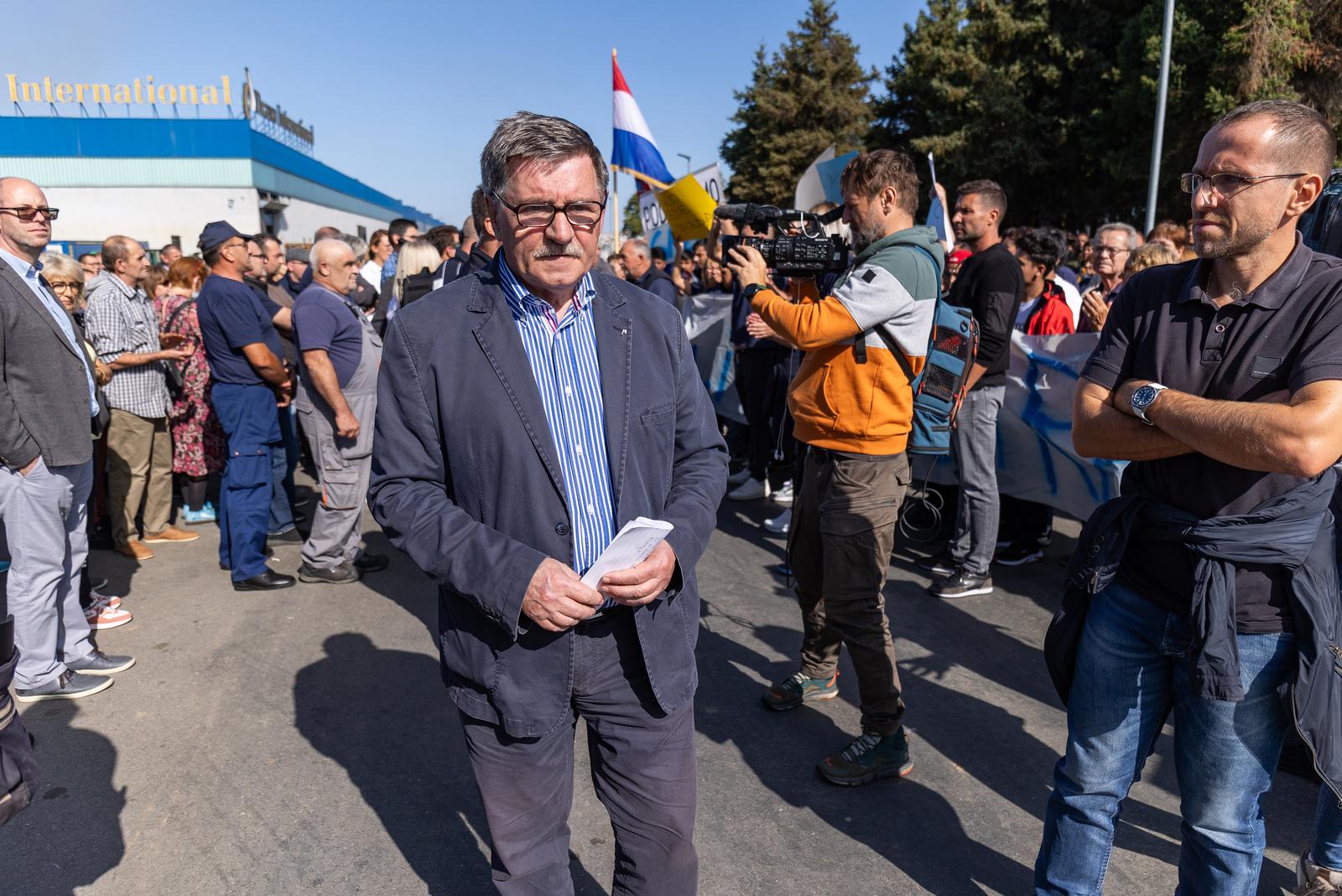 Prosvjed radnika Drave International Zvonko Bede Drava