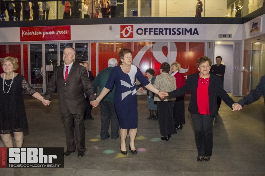 nova_godina2017_penzioneri_sibh