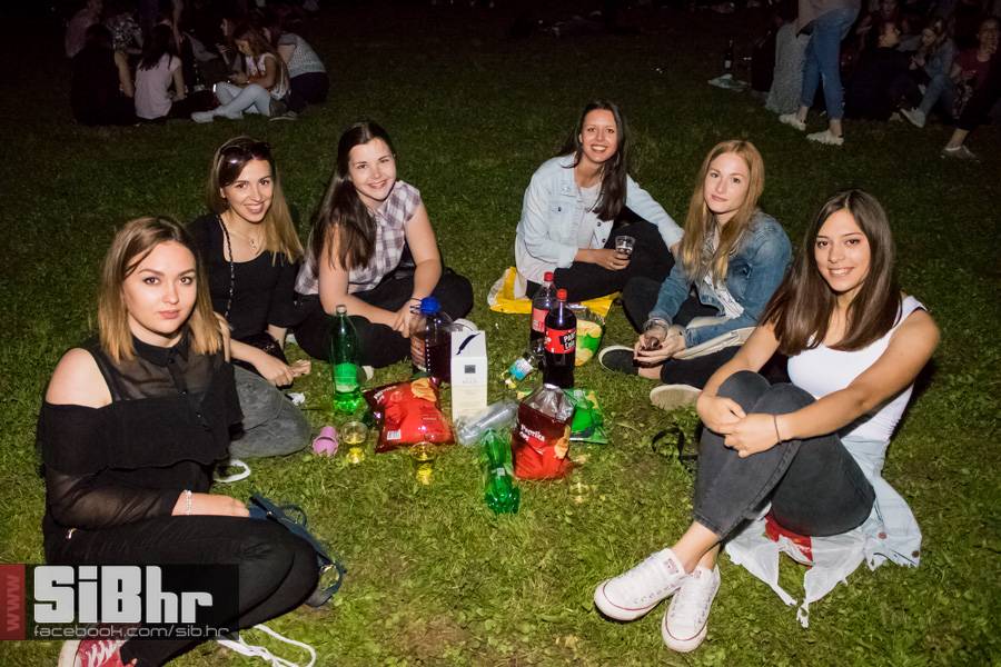 studentska_rostiljada_79