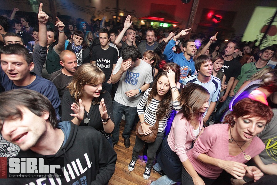 punk_party_10_atheist_rap_13102