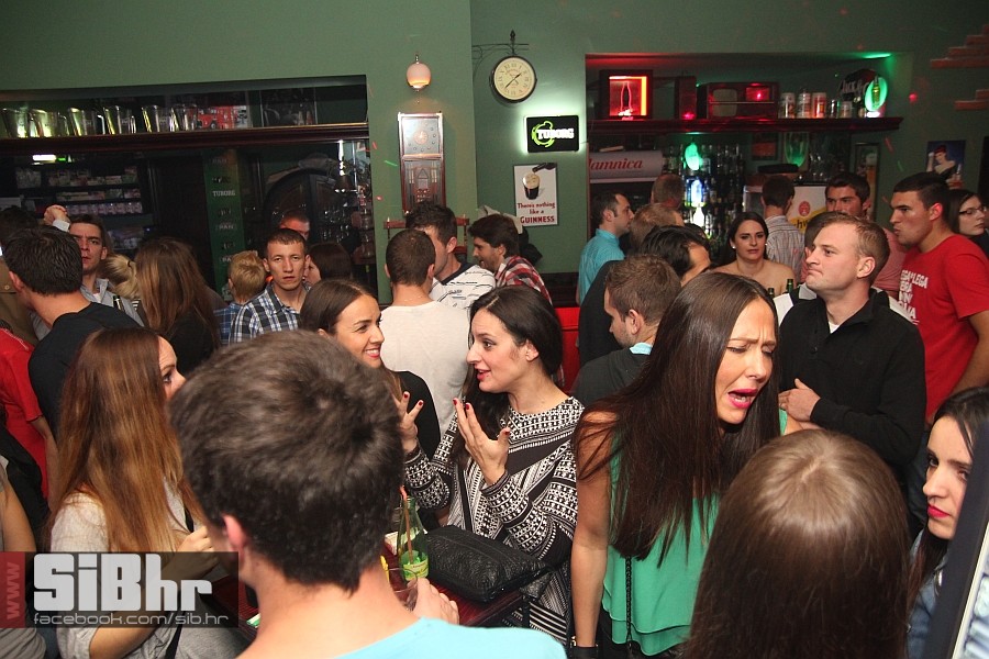 2014_10_12_fortpub_osijek_night