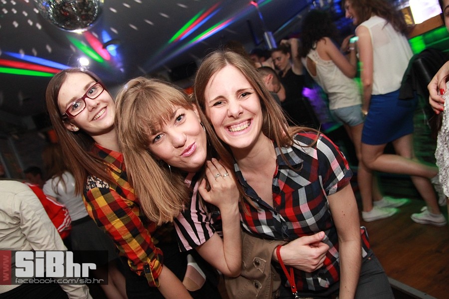 barca_osijek_nightlife_sibhr8_6 barca_osijek_nightlife_sibhr8_6