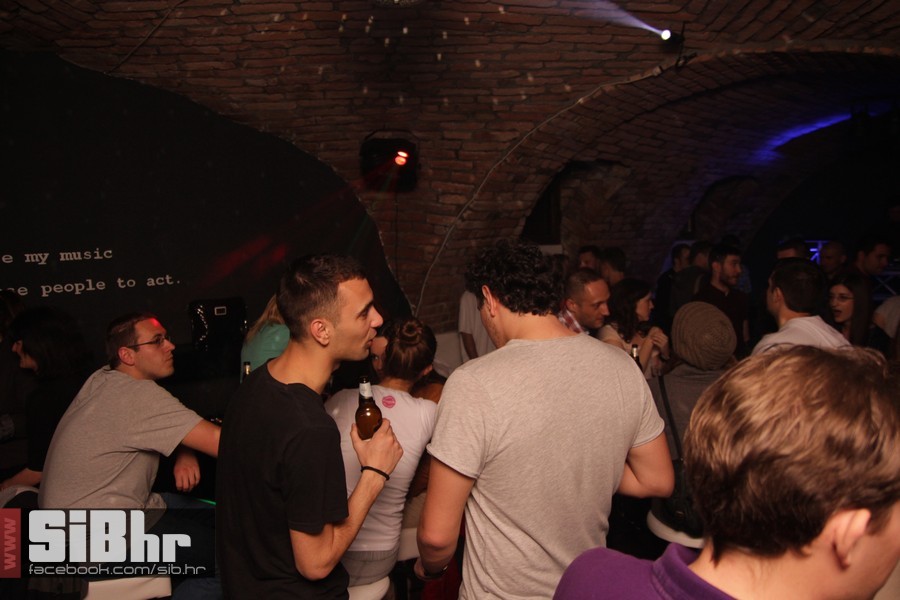 exit_1804_sibhr_41
