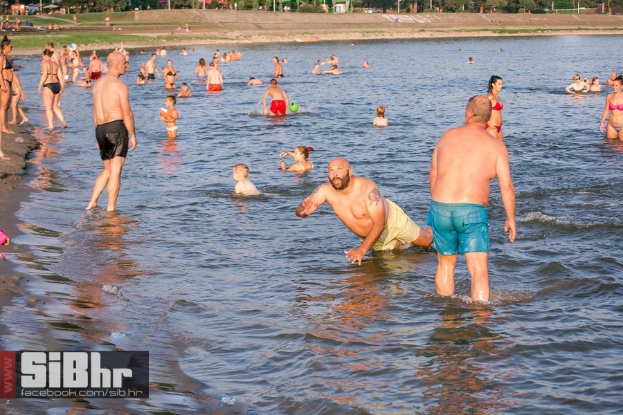 kupanje_osijek_drava_25 kupanje_osijek_drava_25