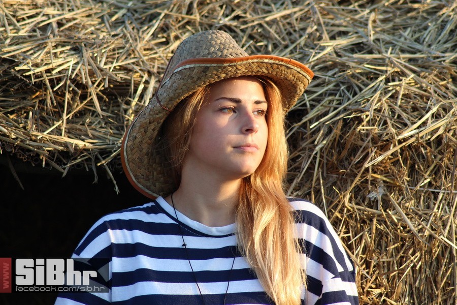 slama_dan_drugi_SiBhr_59 slama_dan_drugi_SiBhr_59