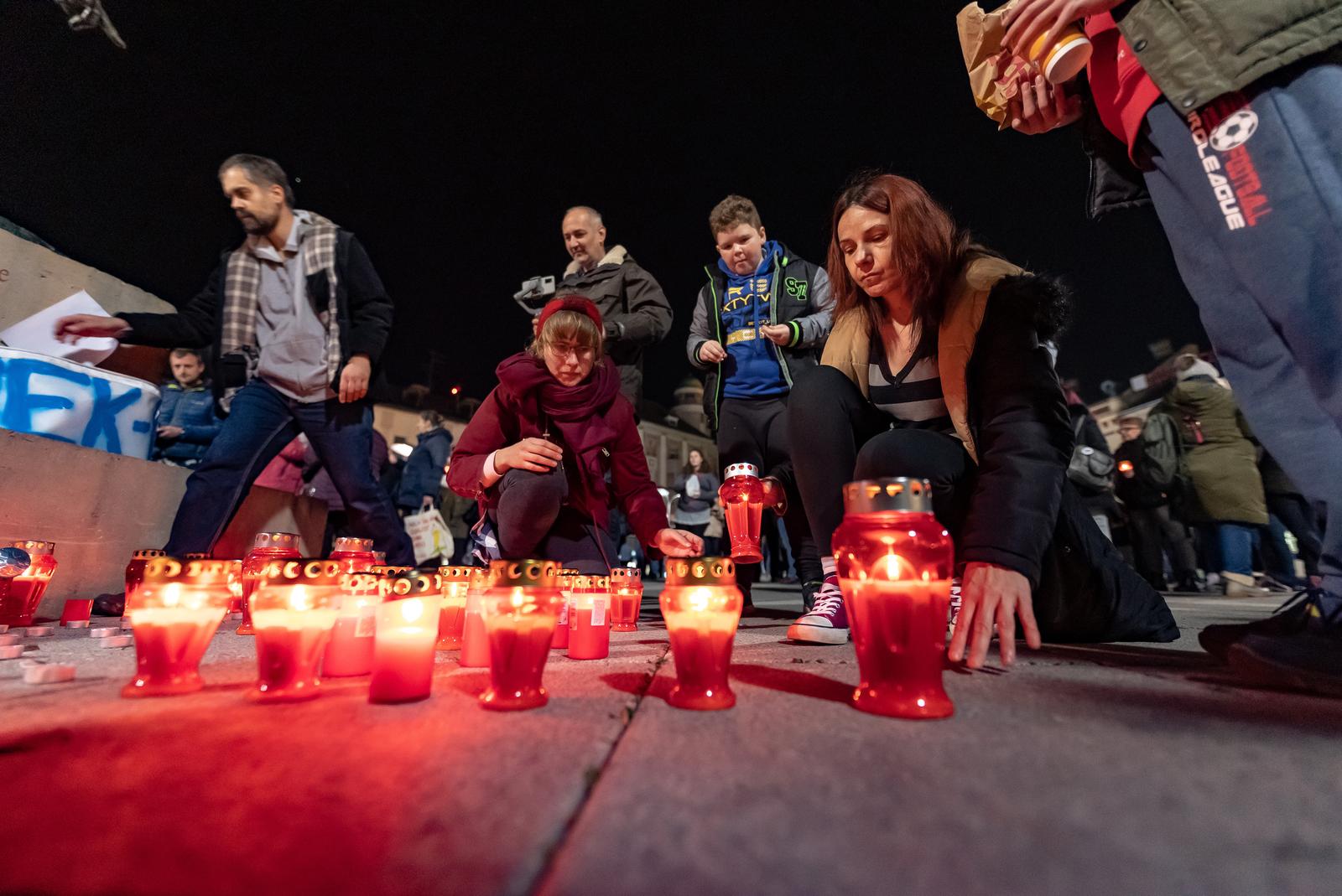 Prosvjed protiv korona mjera u Osijeku