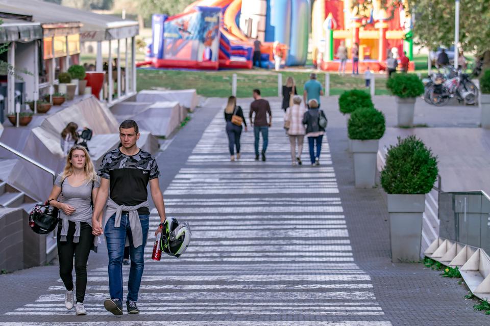 Legice i lege u nedjeljnoj šetnji Legice i lege u nedjeljnoj šetnji