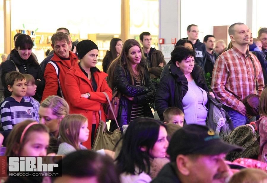 bozicna_bajka_am_31 bozicna_bajka_am_31