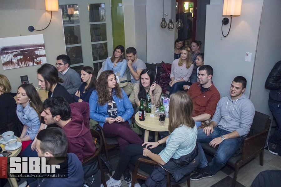 stand_up_2015_SiBhr_41
