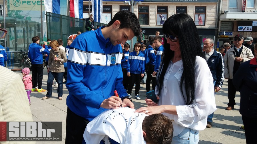 nkosijek_trg_2014_07