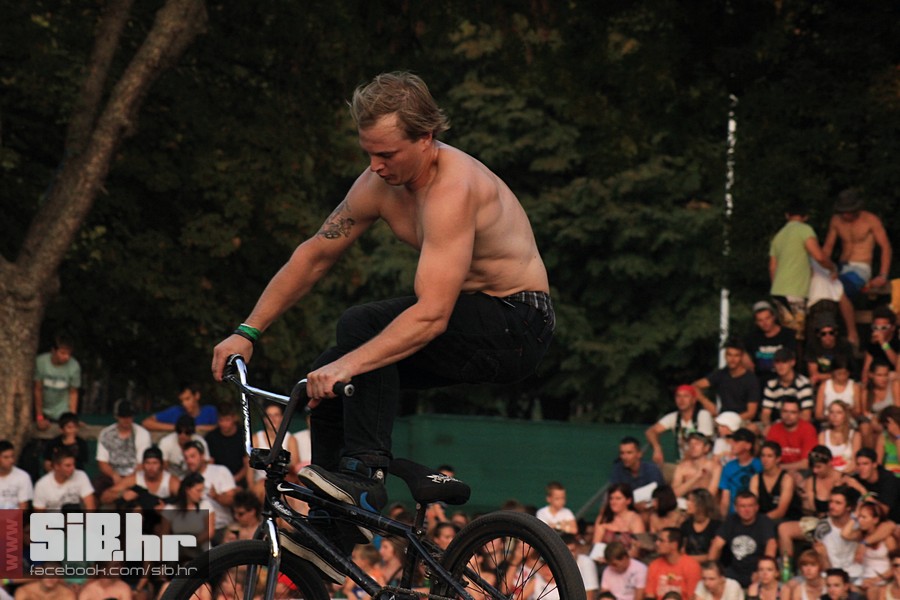 bmxday_2012_SiBhr_61