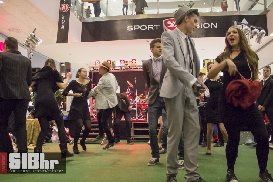 osjecki_karneval_avenue_mall_89