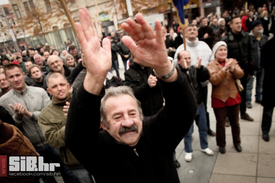 oslobodeni_generali_16112012_mb