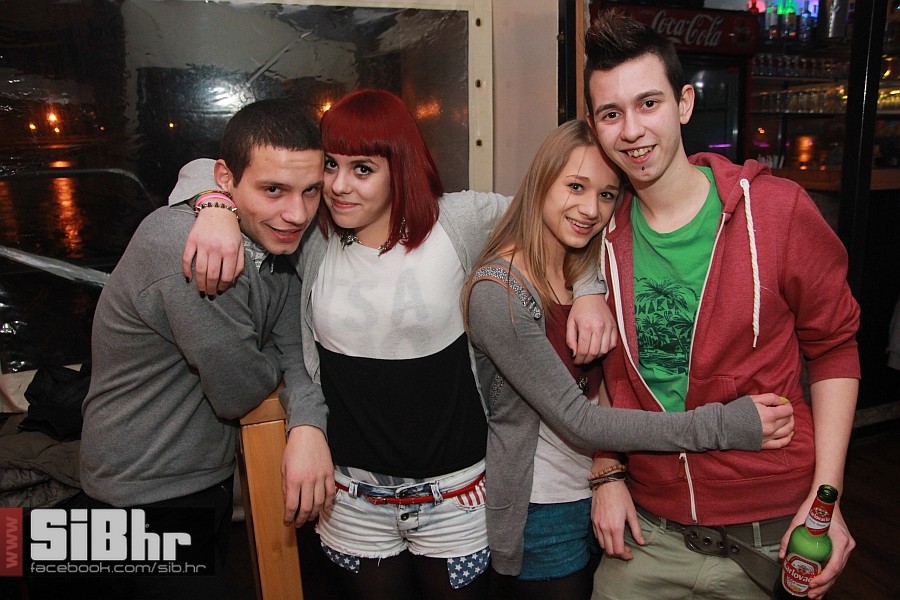 nocni_zivot_Barka_04012013_SiBh nocni_zivot_Barka_04012013_SiBh