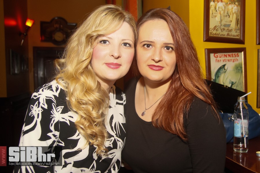 old_bridge_pub_2