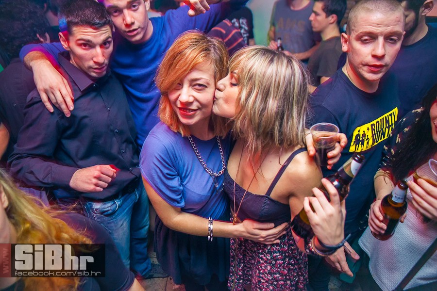 exit_pavijani_1801_nocni_zivot_