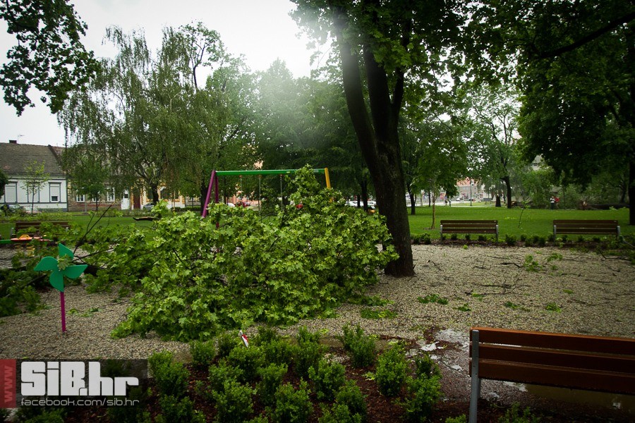 unisten_zrinjevac_11052013_sibh unisten_zrinjevac_11052013_sibh