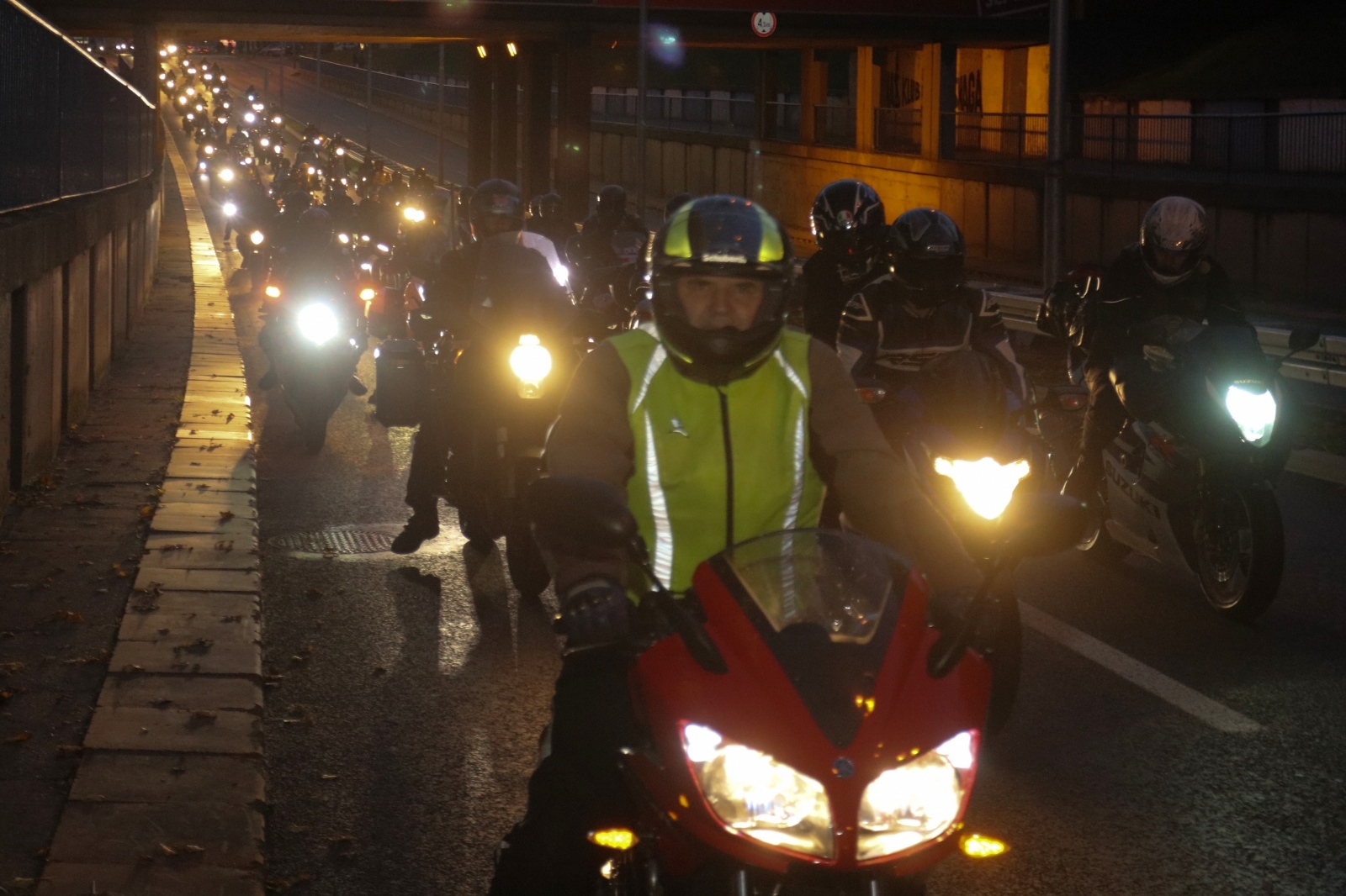 Karavana motociklista stigla kod Crvenog fiće