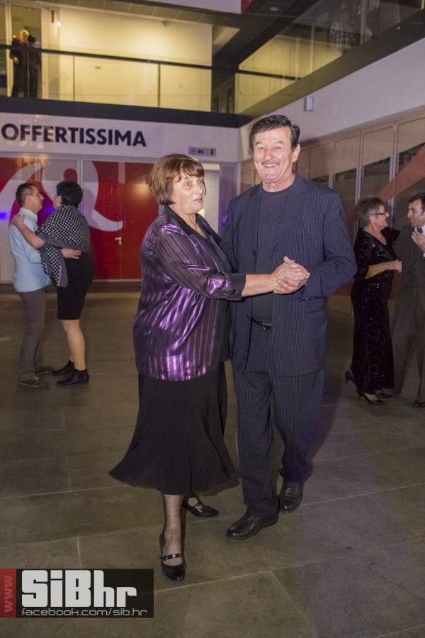 nova_godina2017_penzioneri_sibh