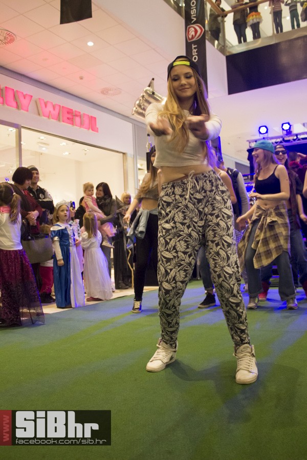 osjecki_karneval_avenue_mall_48