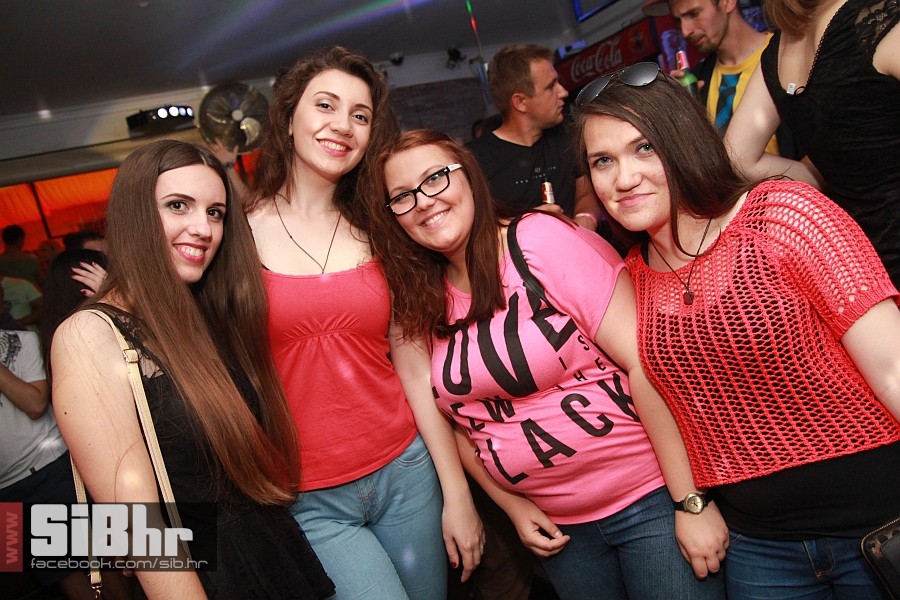barca_osijek_nightlife_sibhr8_6 barca_osijek_nightlife_sibhr8_6