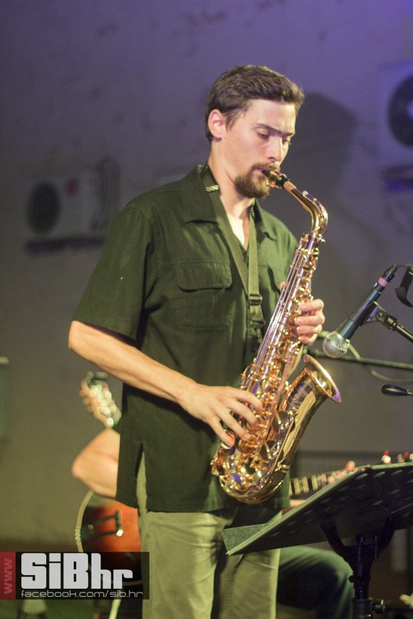 oljn_kolovoz_2015_SiBhr47