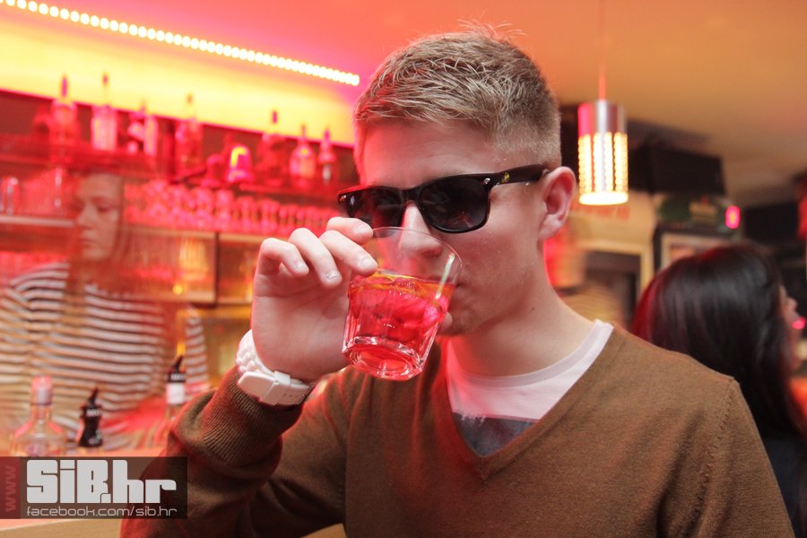 SaturdayFever_CocktailBarka_SiB