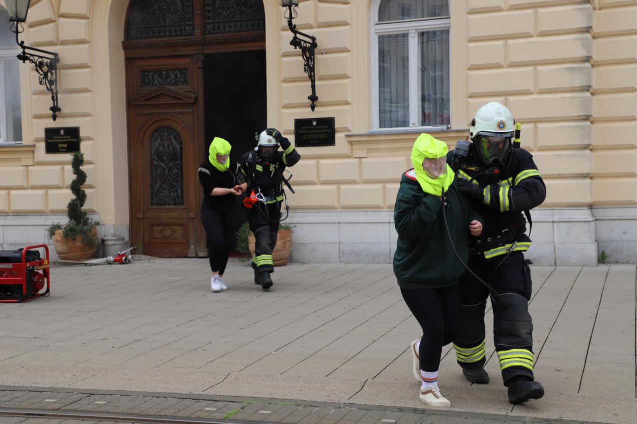 Pokazna vježba potvrdila spremnost operativnih snaga civilne zaštite OBŽ