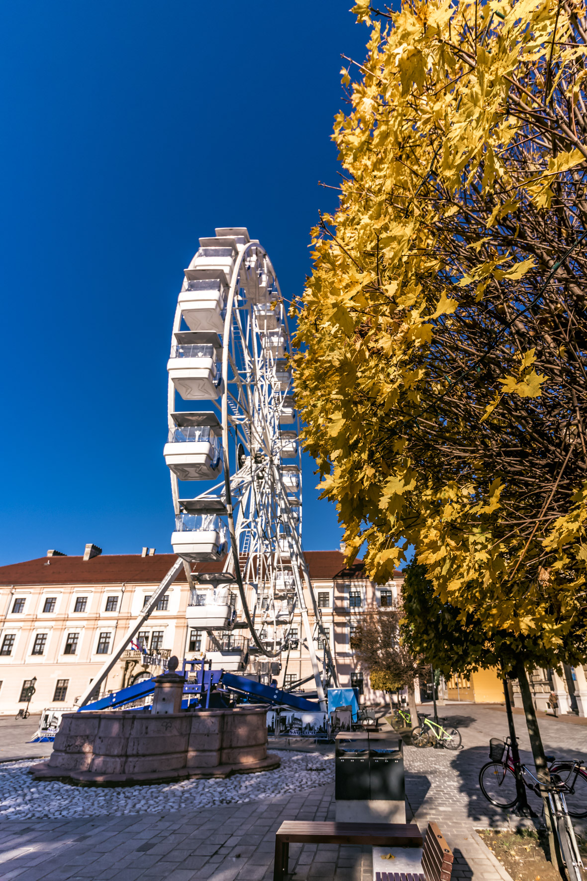 Pripreme za početak Adventa u Osijeku Pripreme za početak Adventa u Osijeku