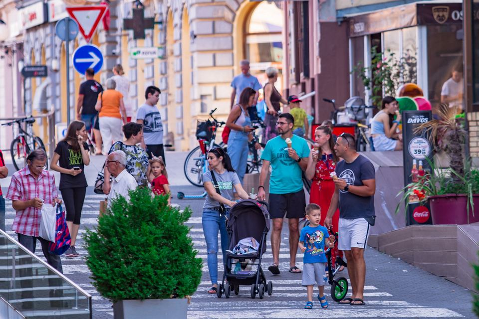 Klikom po Osijeku: Legice i lege u ljetnoj šetnji