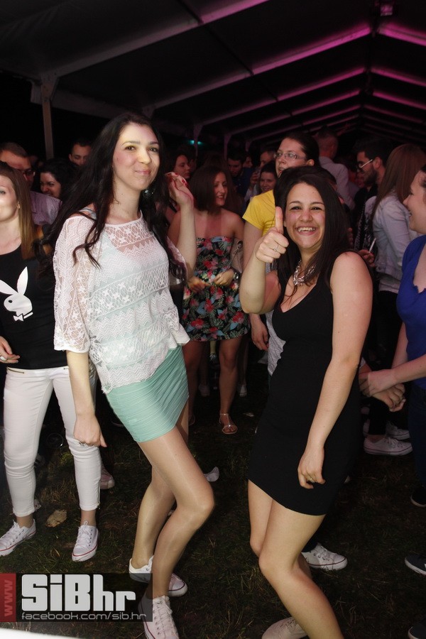 studentska_rostiljada_Mejasi_Si