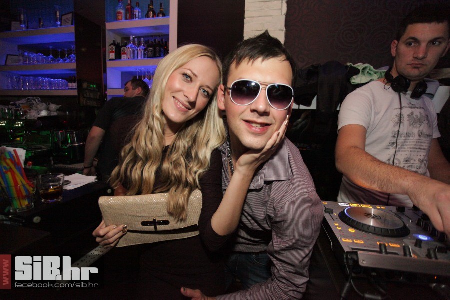 playboy_party_lotus_20102012_si