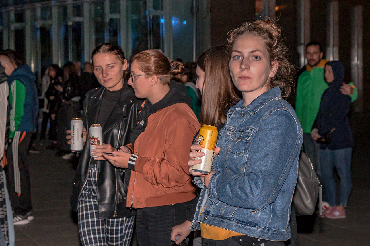 Uređivanje galerije: Mile Kekin trio rasplesao Osječane u Novoj rupi
