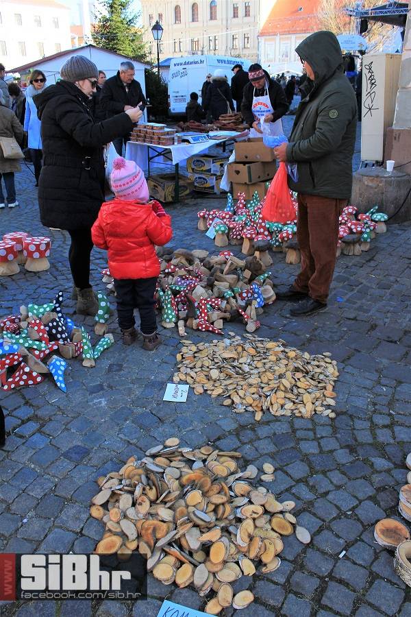 adventski_sajam_antikivteta_1