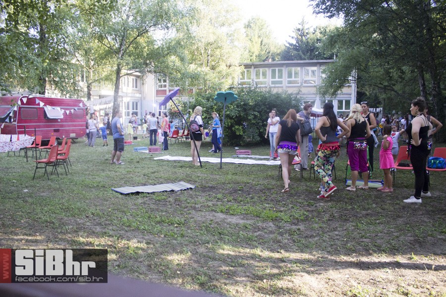 zemlja_vijenac_2015_SiBhr30