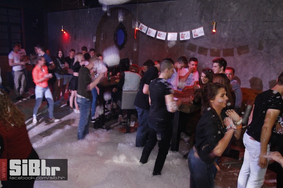 pjena_party_bastion_SiBhr_7 pjena_party_bastion_SiBhr_7
