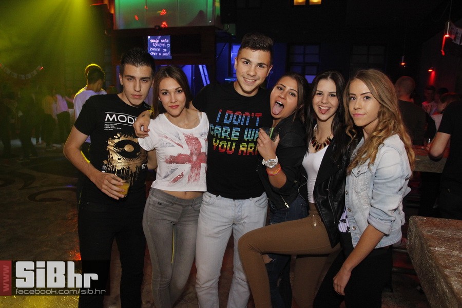 pjena_party_bastion_SiBhr_3 pjena_party_bastion_SiBhr_3