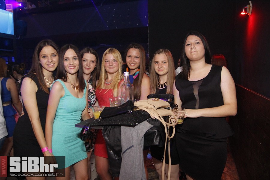 red_carpet_zoran_bastion_73