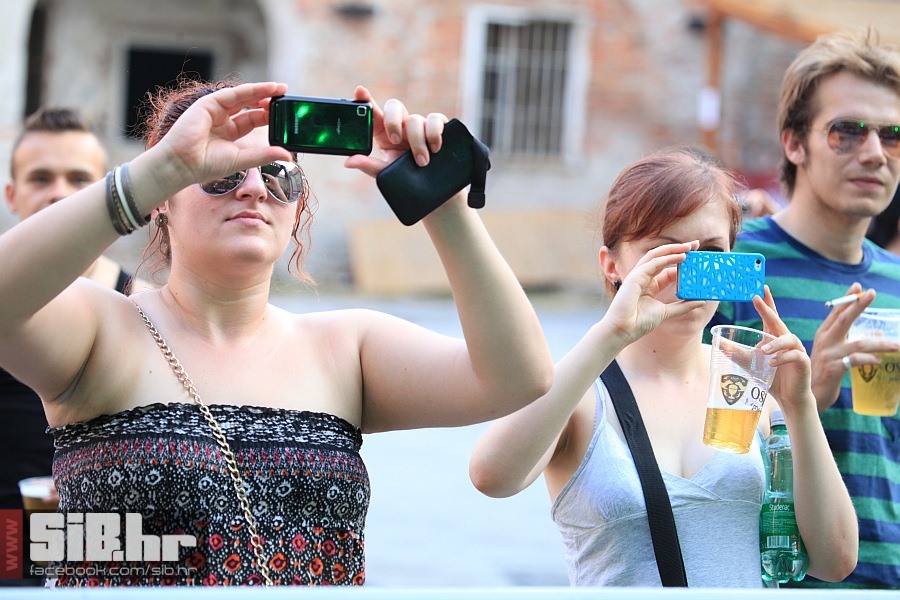 ufo_2_dan_08072012_sibhr_by_000 ufo_2_dan_08072012_sibhr_by_000