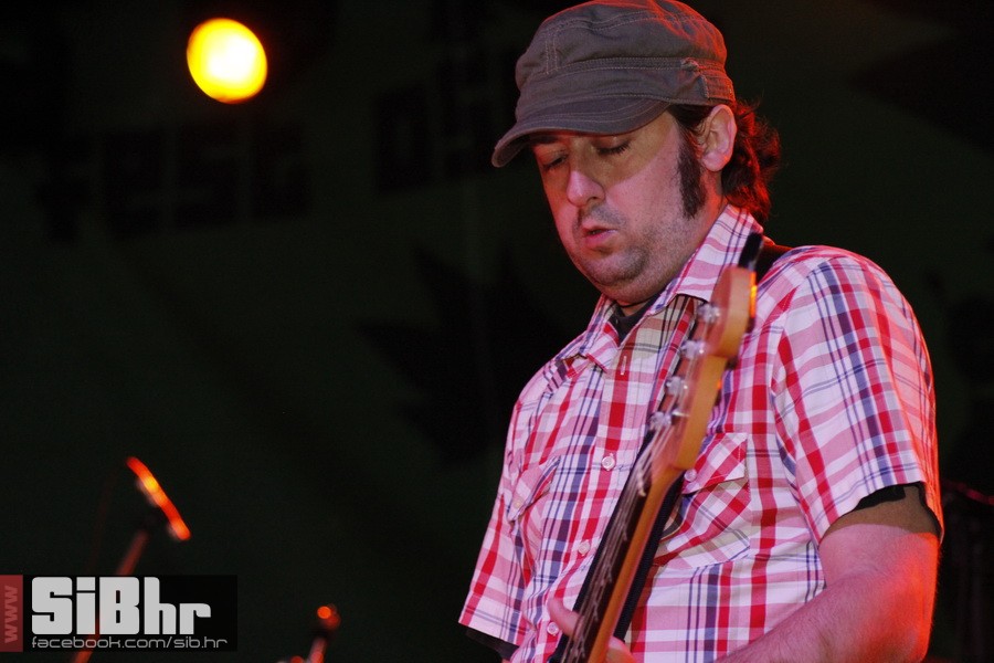 ufo_brkovi_zoran_35 ufo_brkovi_zoran_35