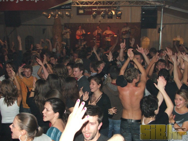 pivnica2010_136