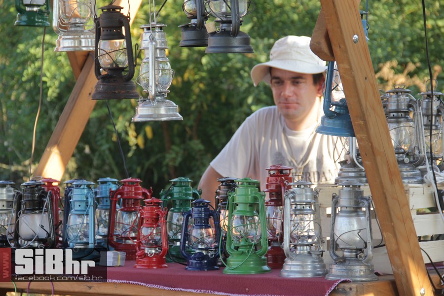 slama2015_subota_SiBhr04