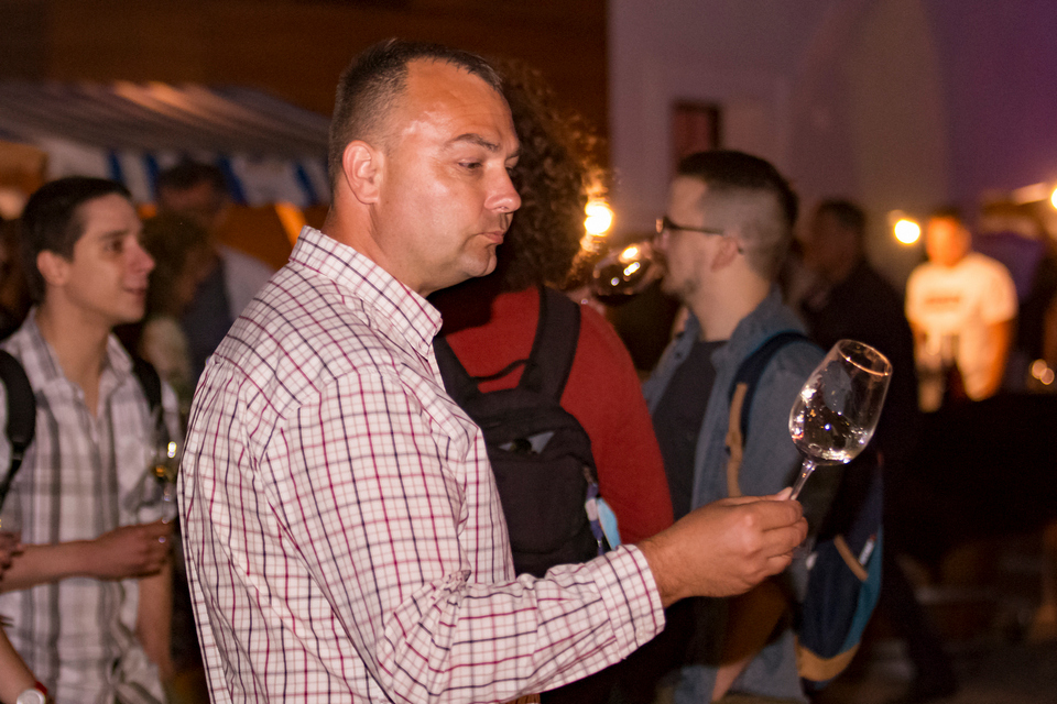 Večer vina i umjetnosti u Tvrđi 11. srpnja 2020.