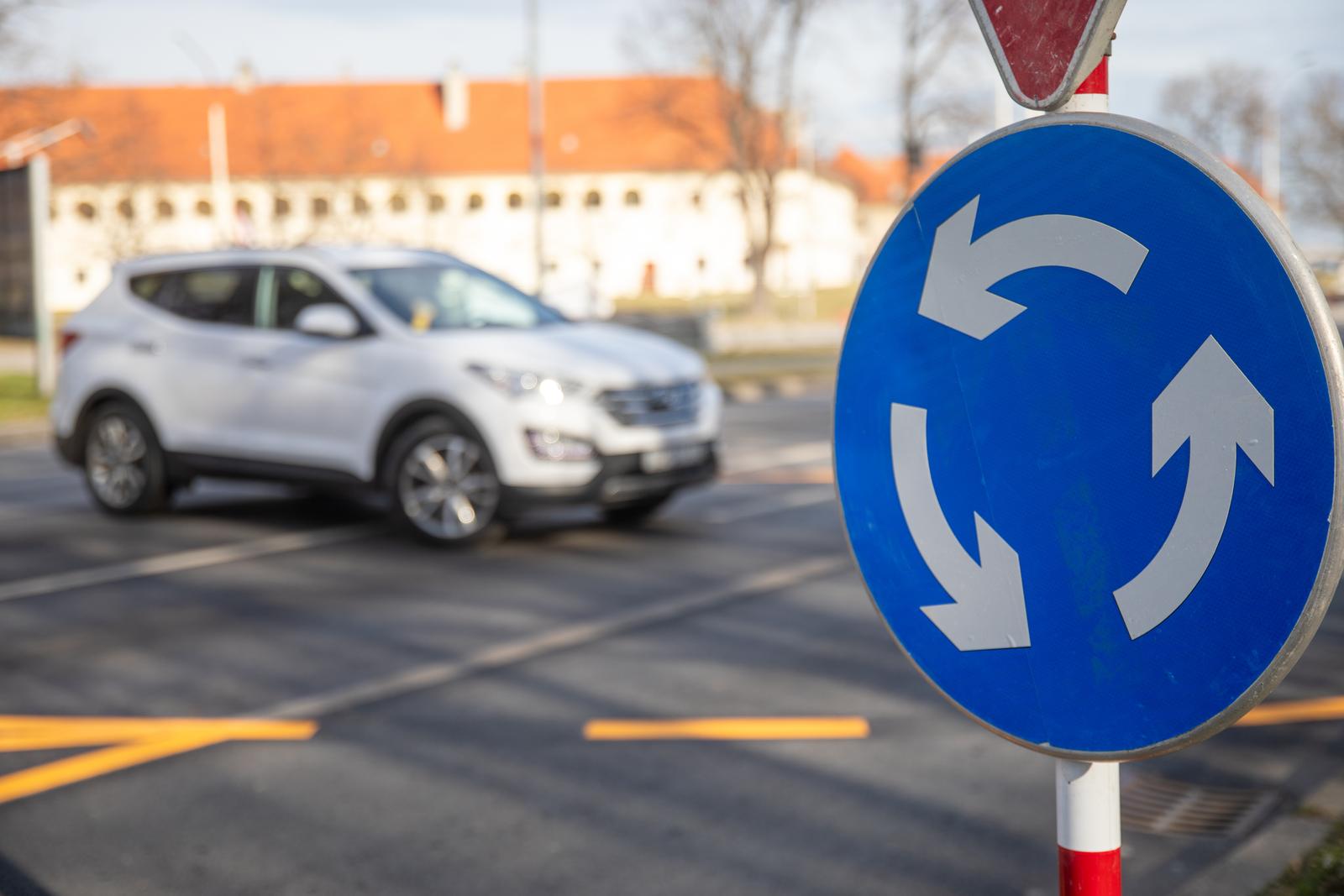 Privremeni kružni tok na križanju Trpimirove i Europske avenije