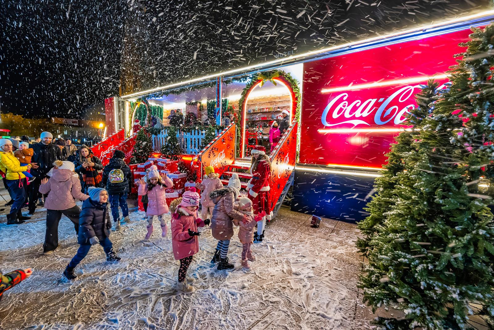 Coca-Colin božićni kamion u Osijeku 2023.